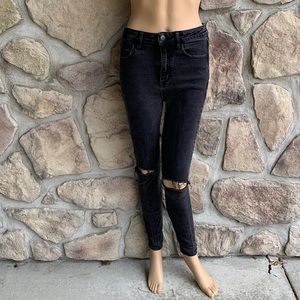 AMERICAN EAGLE | Washed Black Super Hi-Rise Jeggings